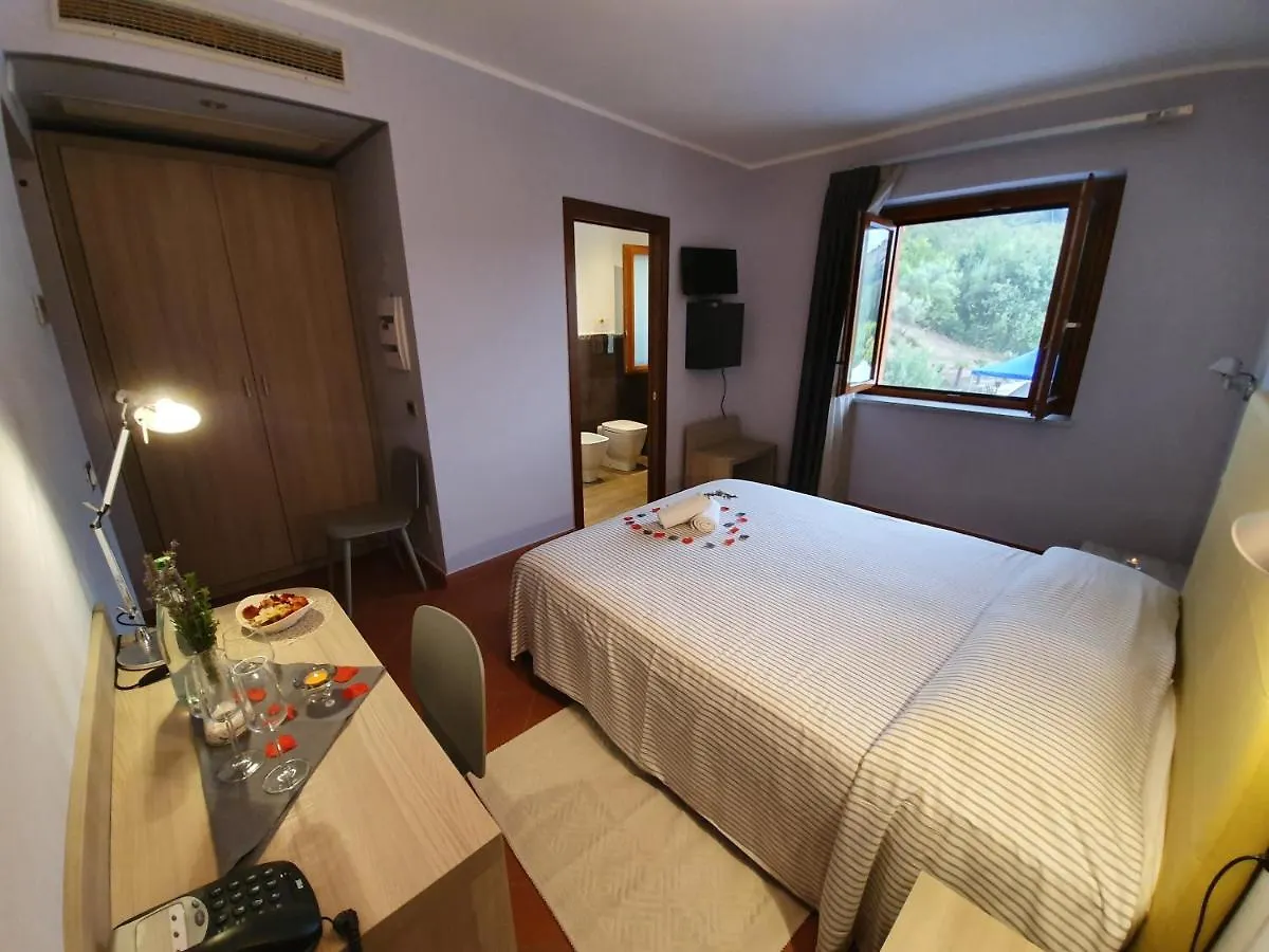 Resort San Nicola - Restaurant&Wellness Fitness Polizzi Generosa 3*,